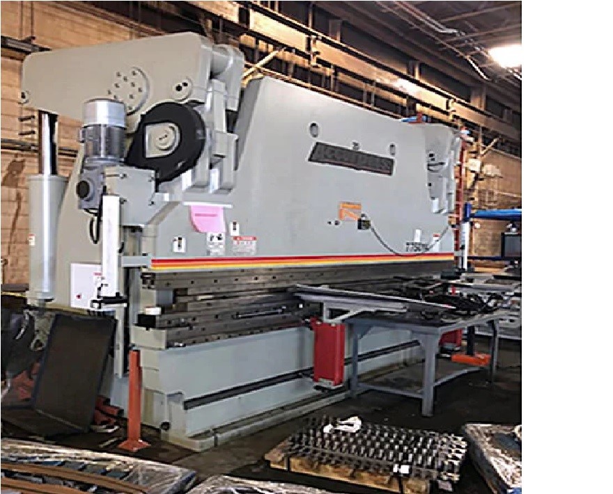 Accurpress 775014 - 750 Tons x 14 Foot CNC Press Brake, Machine ID: 7670